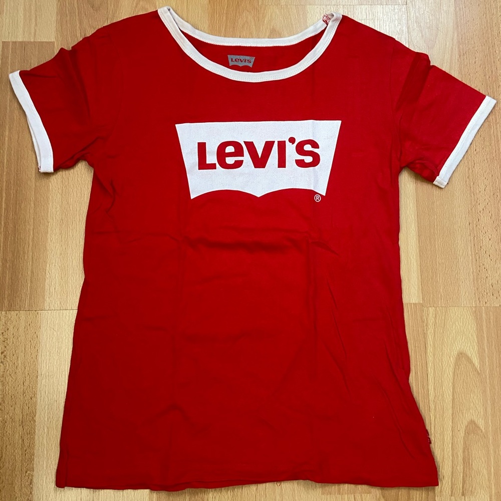 Levi’s T-Shirt Kids size L (12-13)